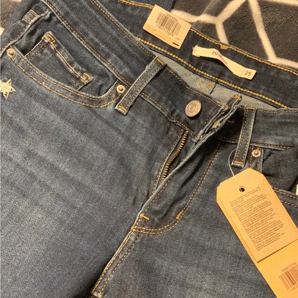 Levi's Women's Blue Jeans with Star Accents - Picture 3 of 3